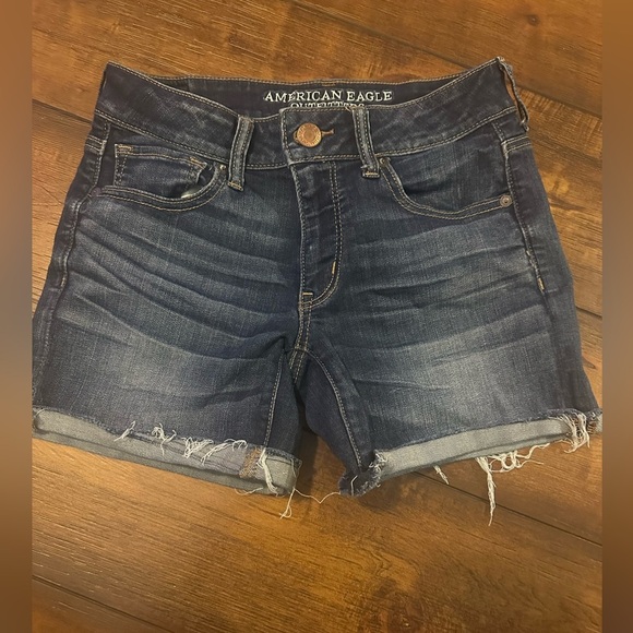 American Eagle jean shorts size 6 - Picture 1 of 3